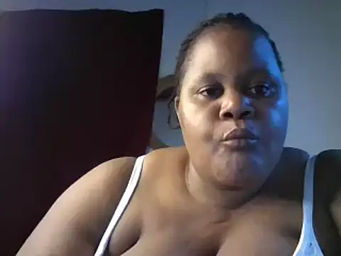 Snapshot of Sexy_boobiess chatting on 07-15-26, 09:20 Sexy boobiess online show from 07-15-26, 09:20