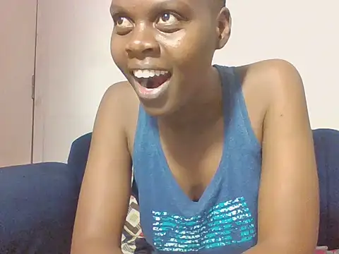 Snapshot of preety_ebony23 chatting on 06-10-26, 08:19 preety ebony23 online show from 06-10-26, 08:19
