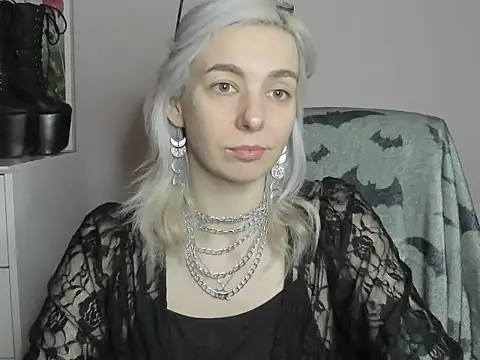 Snapshot of velvetanne chatting on 07-07-26, 08:29 velvetanne online show from 07-07-26, 08:29