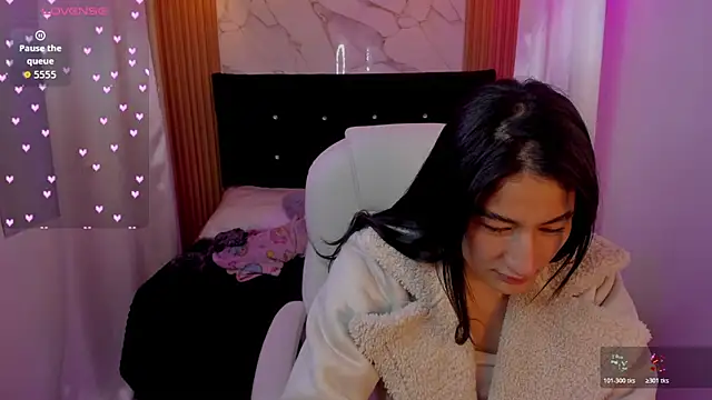 Snapshot of Sara_Sweet03 chatting on 05-29-26, 01:09 Sara Sweet03 online show from 05-29-26, 01:09