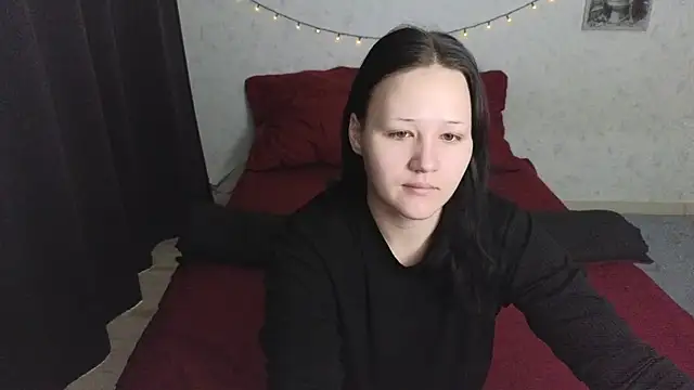 Tori cute online show from 07-18-26, 02:49