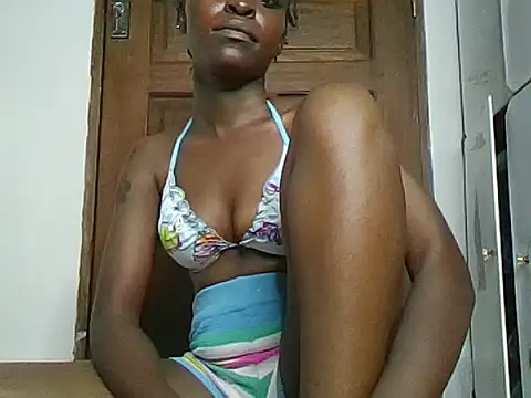 Snapshot of petiteprettygal chatting on 07-08-26, 09:19 petiteprettygal online show from 07-08-26, 09:19