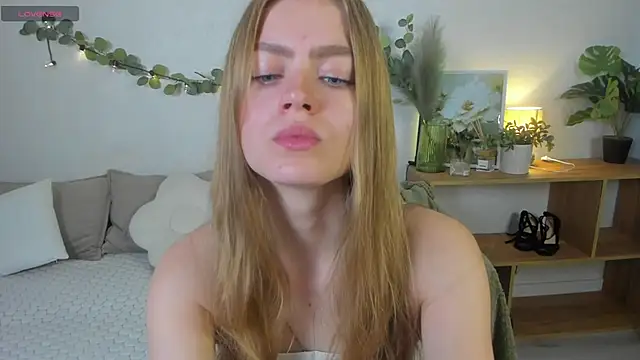 HoneyEmilly online show from 05-31-26, 08:10