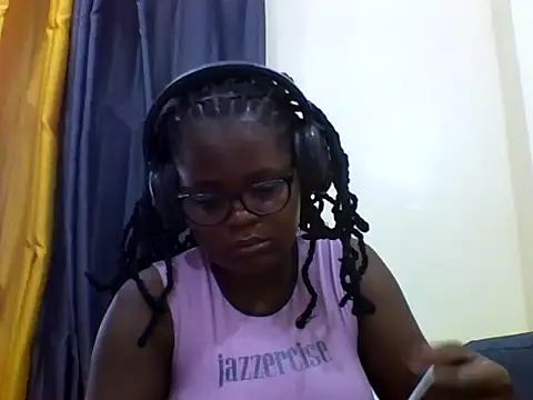 Snapshot of ladar chatting on 06-22-26, 06:21 ladar online show from 06-22-26, 06:21