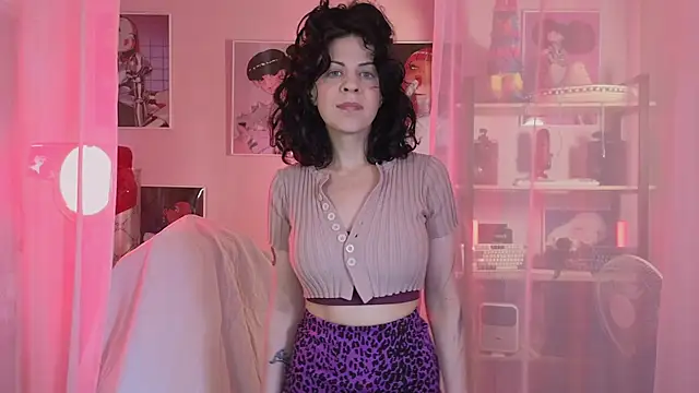 Snapshot of LuluKissmi chatting on 05-31-26, 12:23 LuluKissmi online show from 05-31-26, 12:23