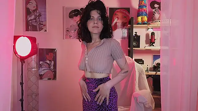 Snapshot of LuluKissmi chatting on 05-31-26, 06:09 LuluKissmi online show from 05-31-26, 06:09
