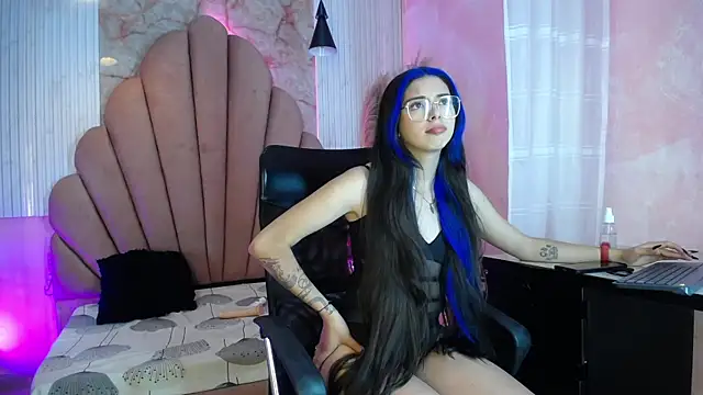 Snapshot of Kyomi_Hunt chatting on 07-14-26, 02:38 Kyomi Hunt online show from 07-14-26, 02:38