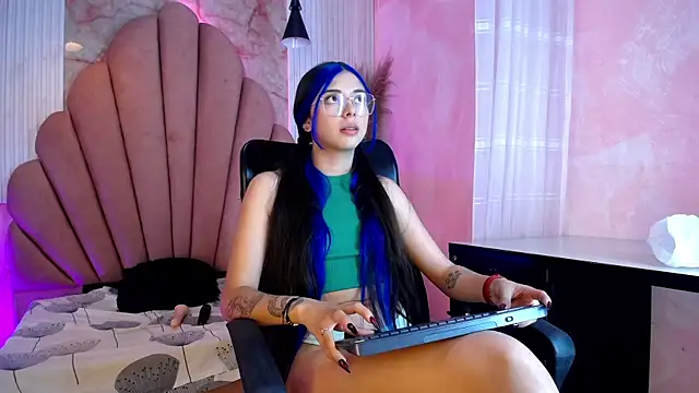 Snapshot of Kyomi_Hunt chatting on 07-16-26, 03:34 Kyomi Hunt online show from 07-16-26, 03:34