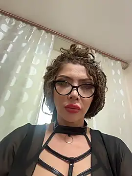 JessicaNichols  online show from 06-01-26, 04:20