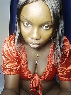Snapshot of Sexymaurine chatting on 05-29-26, 02:20 Sexymaurine online show from 05-29-26, 02:20
