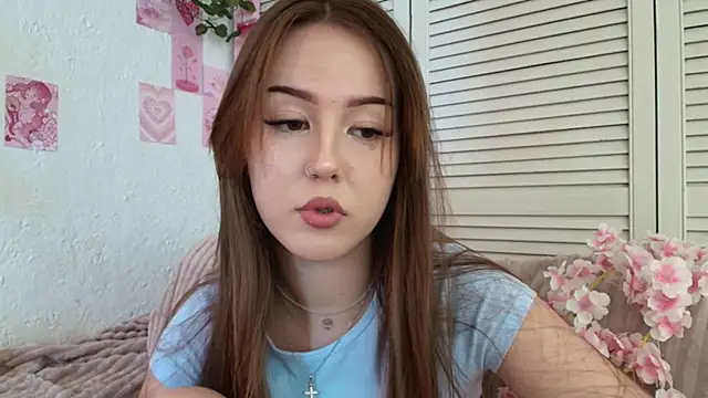 Snapshot of silver_grl chatting on 06-03-26, 05:43 silver grl online show from 06-03-26, 05:43