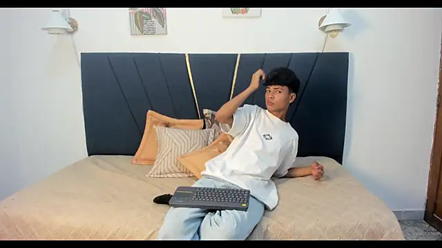 Snapshot of jacob_cum23 chatting on 06-30-26, 03:35 jacob cum23 online show from 06-30-26, 03:35