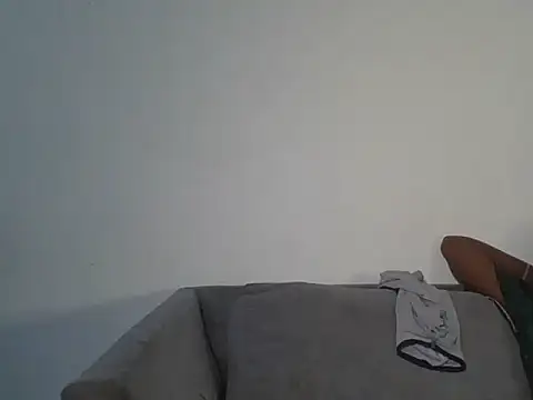 Snapshot of Blonde_slimy chatting on 05-25-26, 05:30 Blonde slimy online show from 05-25-26, 05:30