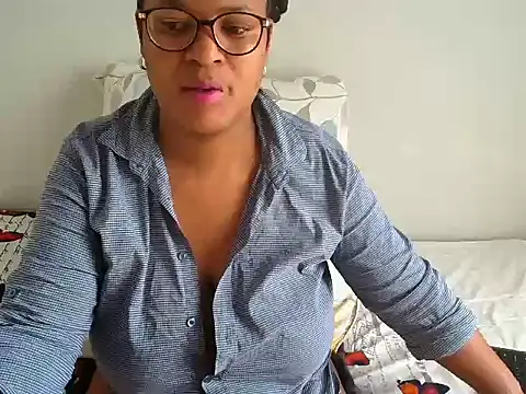 CandyYumsAerolaXX online show from 06-01-26, 06:59