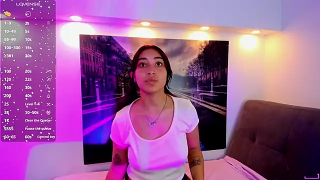 Snapshot of Nina-Mars chatting on 05-22-26, 04:23 Nina-Mars online show from 05-22-26, 04:23