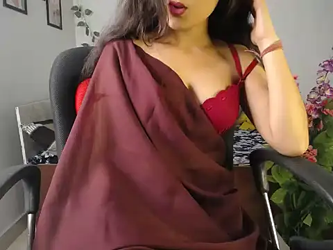 Snapshot of Lust_queen6 chatting on 05-21-26, 04:08 Lust queen6 online show from 05-21-26, 04:08