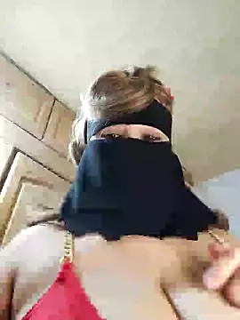 Snapshot of Farisa-24 chatting on 06-17-26, 11:16 Farisa-24 online show from 06-17-26, 11:16