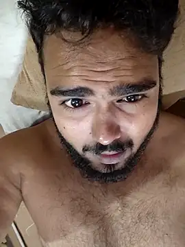 Snapshot of Sexyboyforyou33 chatting on 06-18-26, 09:14 Sexyboyforyou33 online show from 06-18-26, 09:14