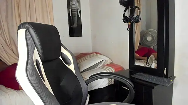 LucasWatsonnn online show from 07-03-26, 04:08