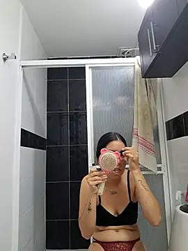 HOTANDSKINNY online show from 07-11-26, 11:02