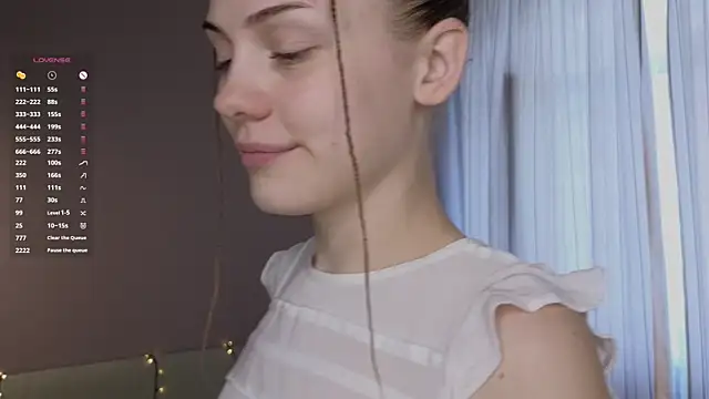 Snapshot of DivaCrystal_ chatting on 06-24-26, 07:29 DivaCrystal online show from 06-24-26, 07:29