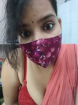 Snapshot of shalini_gupta05 chatting on 07-14-26, 02:05 shalini gupta05 online show from 07-14-26, 02:05