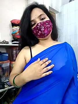Snapshot of shalini_gupta05 chatting on 07-15-26, 03:56 shalini gupta05 online show from 07-15-26, 03:56