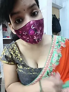 Snapshot of shalini_gupta05 chatting on 07-15-26, 04:12 shalini gupta05 online show from 07-15-26, 04:12