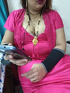 Snapshot of kavyabhabhi chatting on 06-21-26, 03:25 kavyabhabhi online show from 06-21-26, 03:25