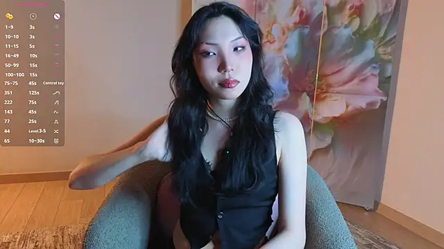 Snapshot of KristanTienken chatting on 06-26-26, 02:05 KristanTienken online show from 06-26-26, 02:05