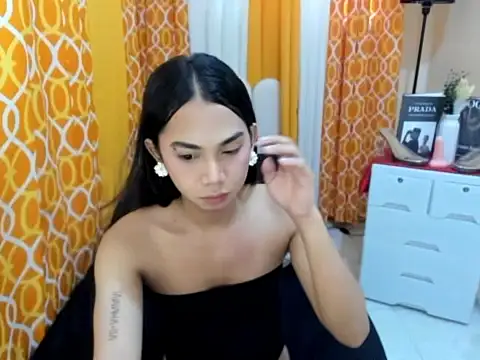 TsAlexa Blaire online show from 05-26-26, 05:58