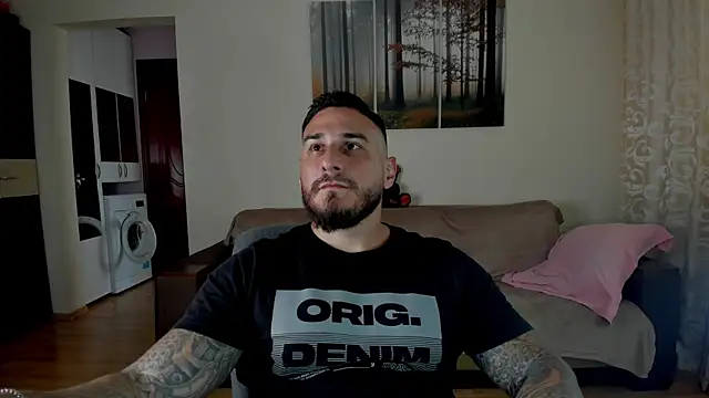 Gymdominus online show from 06-26-26, 08:41