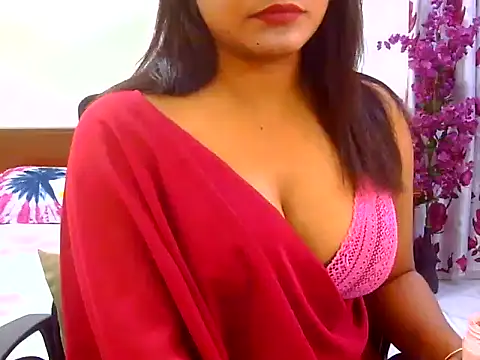 Snapshot of Mehek2001 chatting on 06-07-26, 06:00 Mehek2001 online show from 06-07-26, 06:00