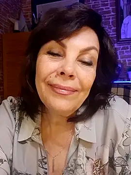 Snapshot of SannyMI-LF chatting on 05-31-26, 10:11 SannyMI-LF online show from 05-31-26, 10:11