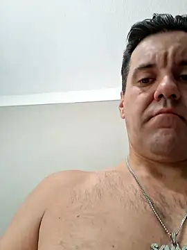 ELVISPRESI online show from 06-19-26, 09:29
