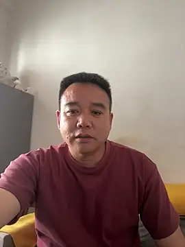 Snapshot of MRhuang007 chatting on 05-31-26, 04:20 MRhuang007 online show from 05-31-26, 04:20