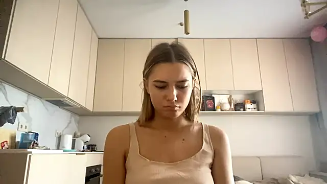LavetaKempster online show from 05-24-26, 06:07