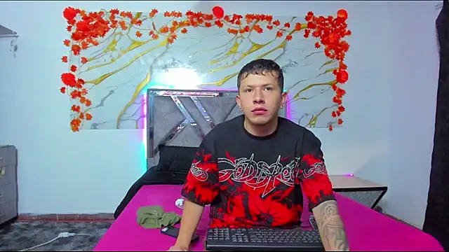Cassie and nate online show from 07-18-26, 05:44