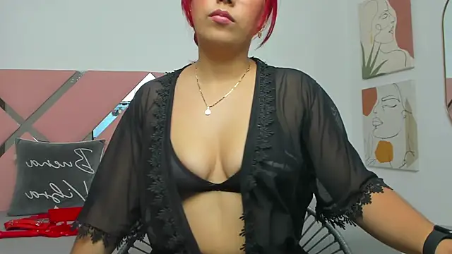 Snapshot of queenjuliee chatting on 05-23-26, 07:07 queenjuliee online show from 05-23-26, 07:07