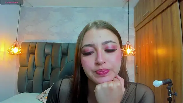 Miel ferrer online show from 05-31-26, 01:29