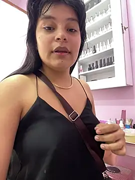 Snapshot of Samantha_Torrez1 chatting on 05-27-26, 03:42 Samantha Torrez1 online show from 05-27-26, 03:42