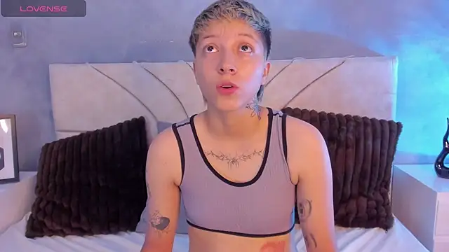 vane grey online show from 06-10-26, 06:07