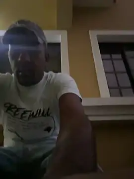 Snapshot of rafa037 chatting on 05-23-26, 11:31 rafa037 online show from 05-23-26, 11:31