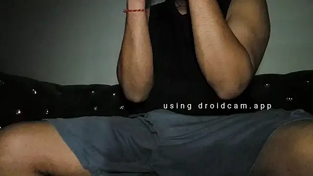 Snapshot of psexplr chatting on 11-08-25, 08:07 psexplr online show from 11-08-25, 08:07