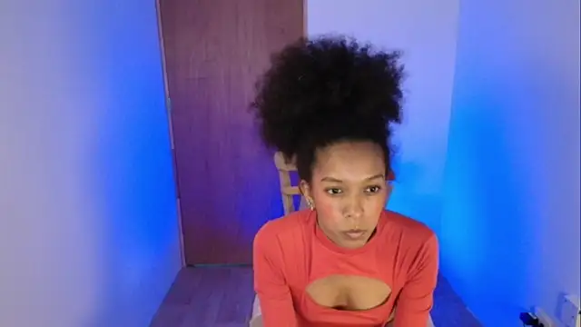 Snapshot of IvyLust chatting on 06-29-26, 12:39 IvyLust online show from 06-29-26, 12:39