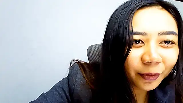 Snapshot of KristieOrtmann chatting on 06-01-26, 06:15 KristieOrtmann online show from 06-01-26, 06:15