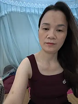 Snapshot of Lye_lovely chatting on 07-15-26, 02:06 Lye lovely online show from 07-15-26, 02:06
