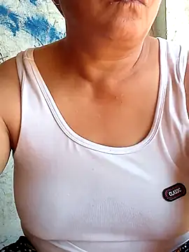 Snapshot of Bong_sexy chatting on 07-14-26, 03:22 Bong sexy online show from 07-14-26, 03:22