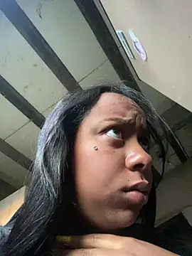 jhenannyy online show from 07-18-26, 09:46