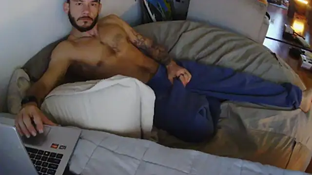 Clevername90 online show from 02-08-26, 05:38